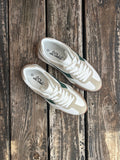 White Round Fashion Sneaker