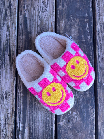 Hot Pink Smiley Checkered Slipper